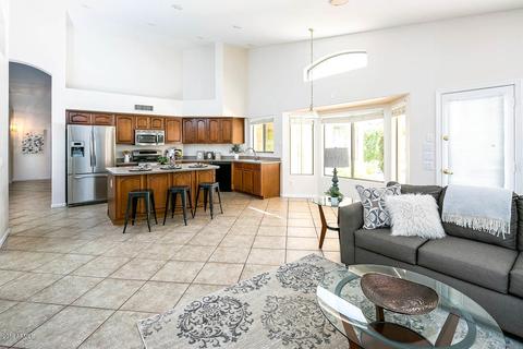 929 E Betsy Ln, Gilbert, AZ 85296 photo 12