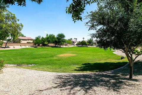 929 E Betsy Ln, Gilbert, AZ 85296 photo 35
