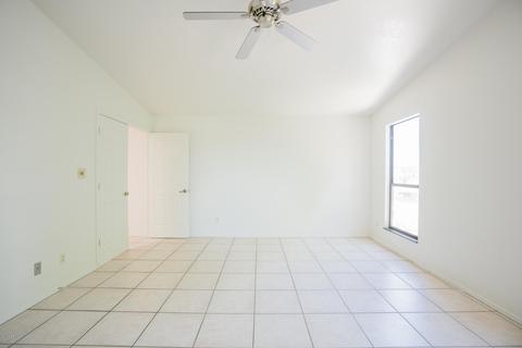 9047 N 14th Dr, Phoenix, AZ 85021 photo 12