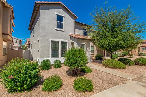 1935 E Del Rio St, Gilbert, AZ 85295 photo 2
