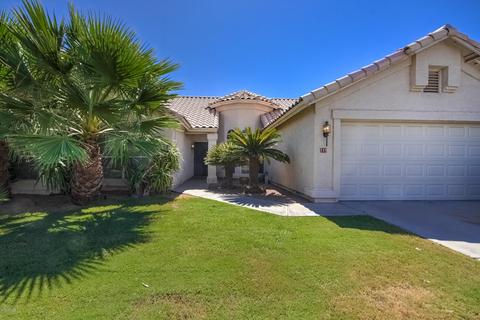 727 S Cholla St, Gilbert, AZ 85233 photo 2