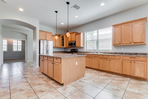 3832 E Constance Way, Phoenix, AZ 85042 photo 4