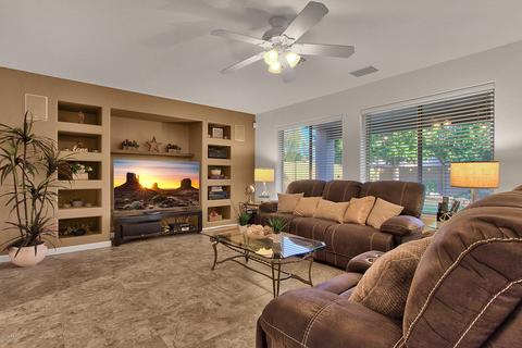 653 E Iris Ct, Gilbert, AZ 85296 photo 32