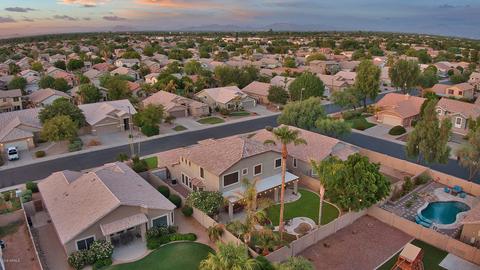 653 E Iris Ct, Gilbert, AZ 85296 photo 8