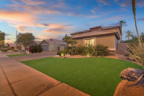 653 E Iris Ct, Gilbert, AZ 85296 photo 3