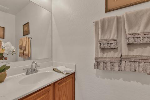 653 E Iris Ct, Gilbert, AZ 85296 photo 35