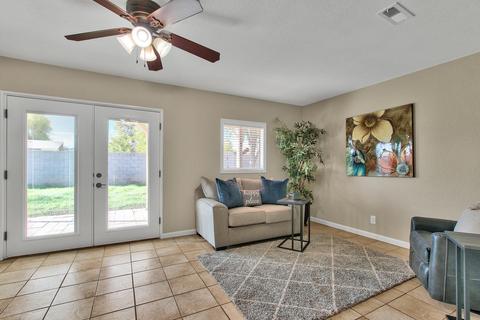 4314 E Michelle Dr, Phoenix, AZ 85032 photo 3