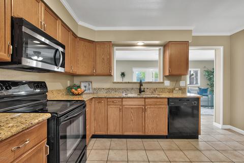 4314 E Michelle Dr, Phoenix, AZ 85032 photo 2