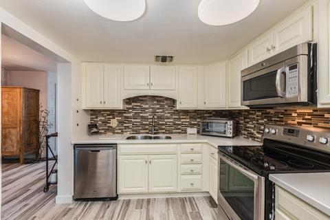 4201 E Camelback Rd #85, Phoenix, AZ 85018 photo 6