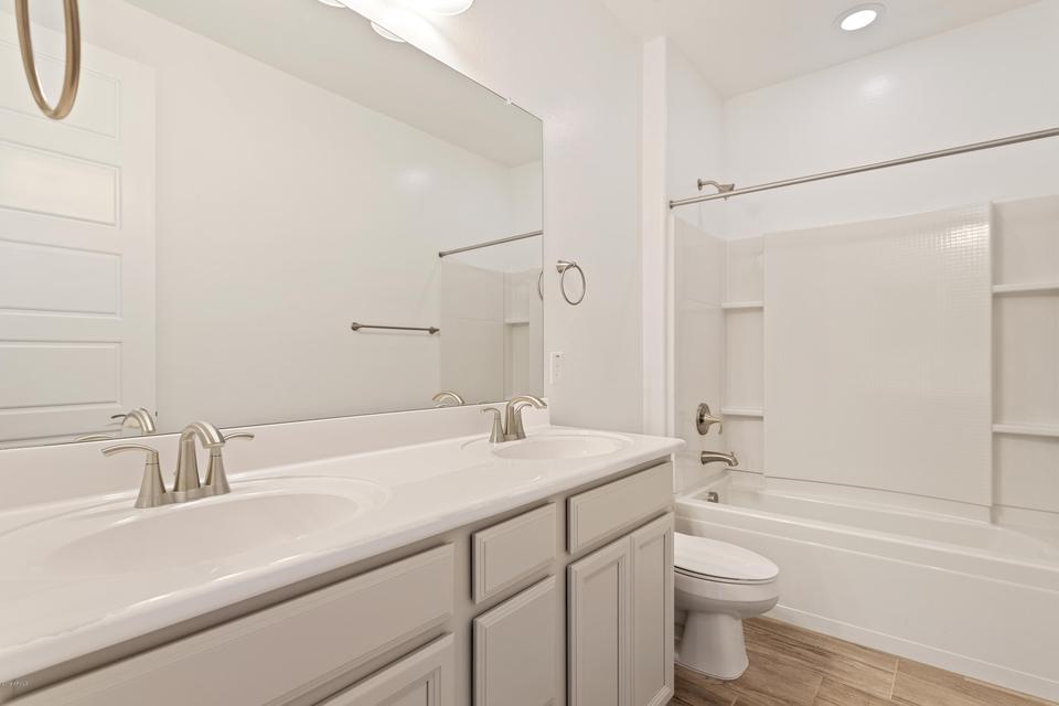  14584 W Dahlia Dr, Surprise, AZ 85379 photo 9