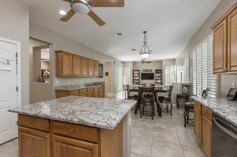 3945 E Vallejo Dr, Gilbert, AZ 85298 photo 9