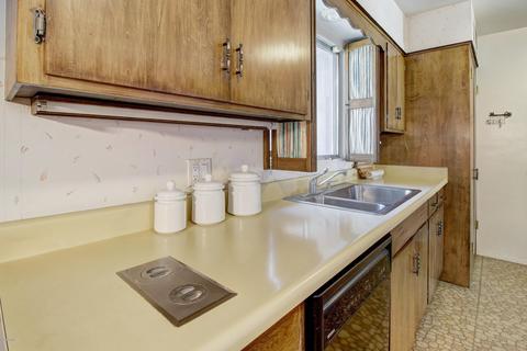 805 W Augusta Cir, Phoenix, AZ 85021 photo 12