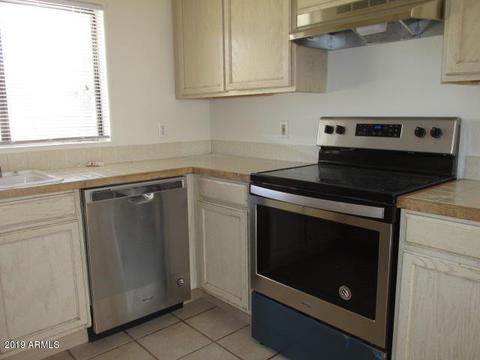 553 E Navajo Ave, Apache Junction, AZ 85119 photo 2