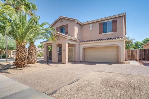 1899 S Falcon Dr, Gilbert, AZ 85295 photo 1