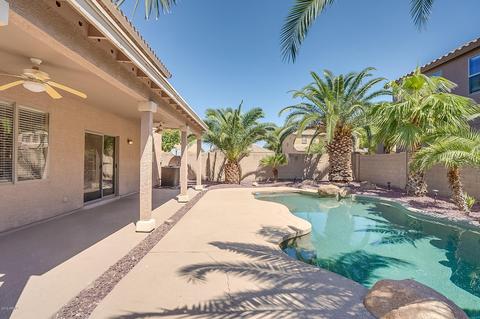 1899 S Falcon Dr, Gilbert, AZ 85295 photo 6