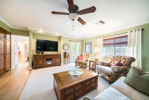 822 W Linger Ln, Phoenix, AZ 85021 photo 4
