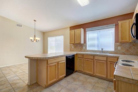 1310 Escuda Dr, Phoenix, AZ 85024 photo 7
