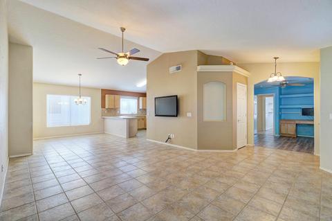 1310 Escuda Dr, Phoenix, AZ 85024 photo 4