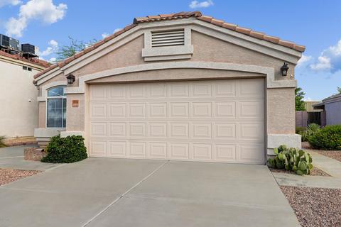 1310 Escuda Dr, Phoenix, AZ 85024 photo 2