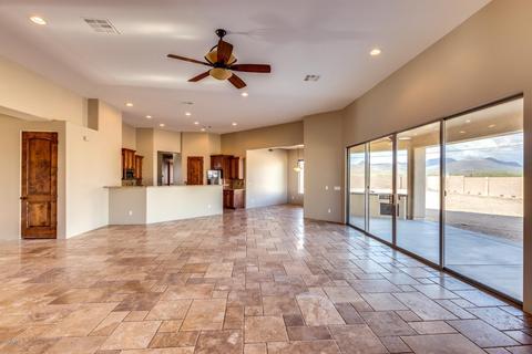 2142 E Serene St, Phoenix, AZ 85086 photo 4
