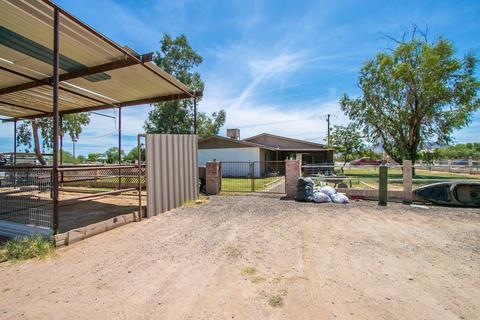 18318 E Chandler Heights Rd, Gilbert, AZ 85298 photo 2