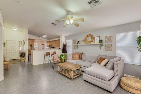 6807 S 36th Dr, Phoenix, AZ 85041 photo 3