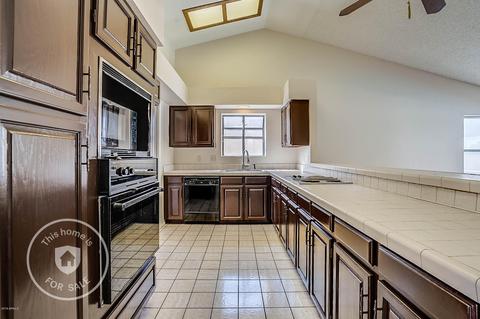 3908 E Keresan St, Phoenix, AZ 85044 photo 2