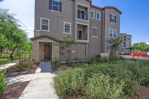 2327 E Hidalgo Ave, Phoenix, AZ 85040 photo 1