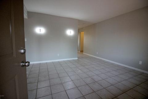 4227 E Saint Catherine Ave, Phoenix, AZ 85042 photo 11