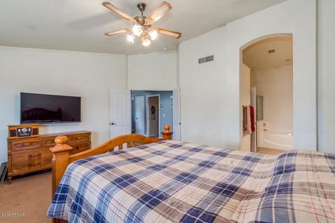 17710 E Brooks Farm Rd, Gilbert, AZ 85298 photo 17