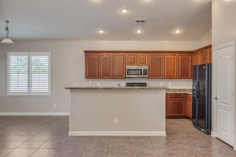 1422 E Strawberry Dr, Gilbert, AZ 85298 photo 6