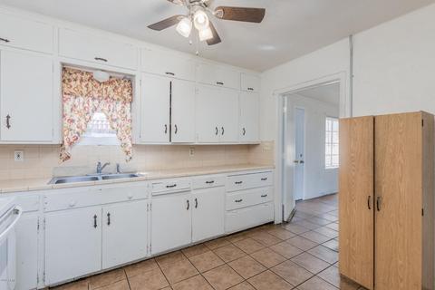 1339 E Monterosa Ave, Phoenix, AZ 85014 photo 7