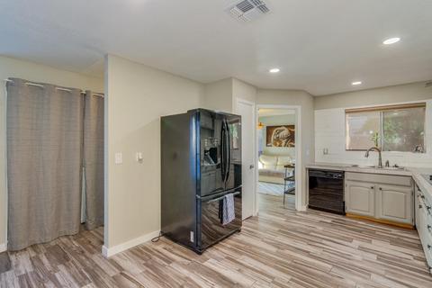 421 E Topeka Dr, Phoenix, AZ 85024 photo 15