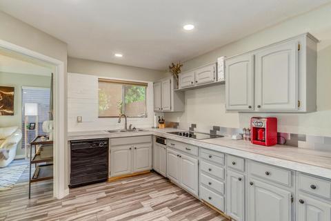 421 E Topeka Dr, Phoenix, AZ 85024 photo 12