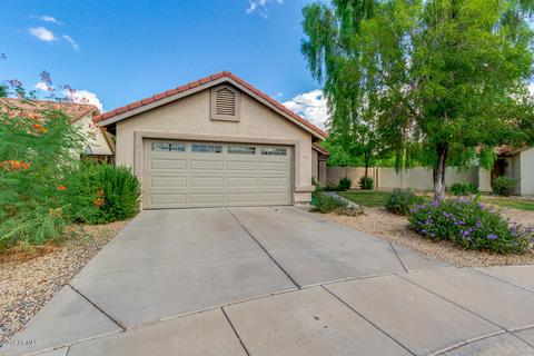 1302 W Starfish Dr, Gilbert, AZ 85233 photo 2