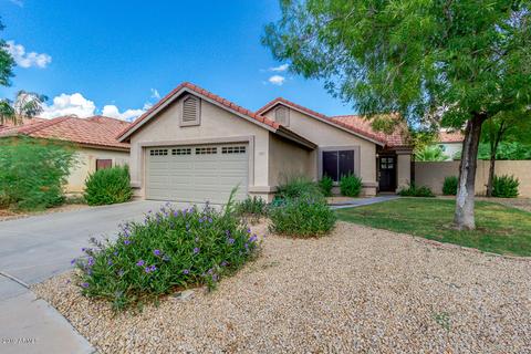 1302 W Starfish Dr, Gilbert, AZ 85233 photo 3