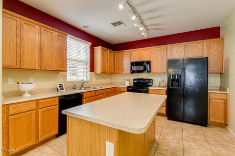 4249 E Milky Way, Gilbert, AZ 85295 photo 4