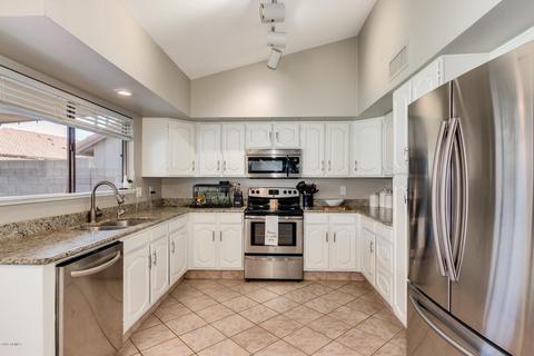 2710 E Thunderhill Pl, Phoenix, AZ 85048 photo 7
