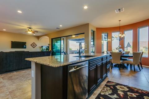 8637 E Kael Cir, Mesa, AZ 85207 photo 12