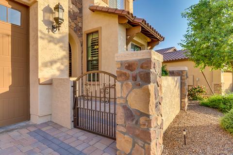 8637 E Kael Cir, Mesa, AZ 85207 photo 3