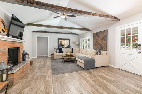 3202 E Mitchell Dr, Phoenix, AZ 85018 photo 5