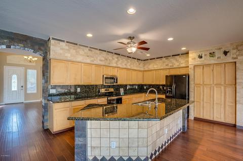 2376 S Porter St, Gilbert, AZ 85295 photo 8