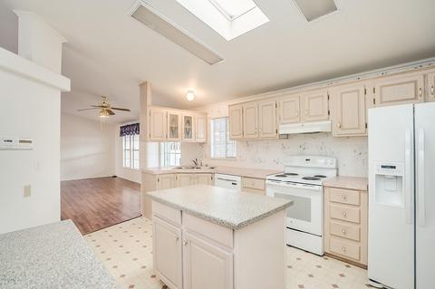 300 N Pinal Dr, Apache Junction, AZ 85120 photo 6