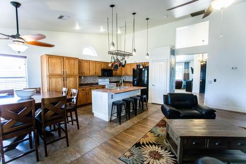 801 E Mesquite St, Gilbert, AZ 85296 photo 8