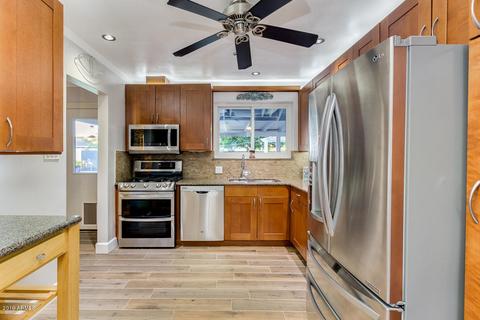 1013 E Denton Ln, Phoenix, AZ 85014 photo 3