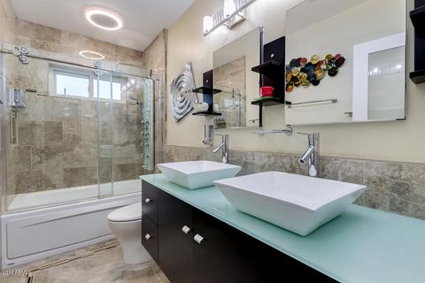1013 E Denton Ln, Phoenix, AZ 85014 photo 18