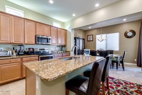 1132 E Holbrook Ct, Gilbert, AZ 85298 photo 3