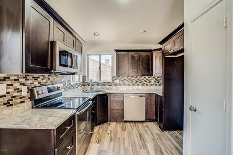 4246 E Siesta Ln, Phoenix, AZ 85050 photo 3