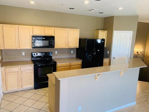 7516 S 28th Ter, Phoenix, AZ 85042 photo 9