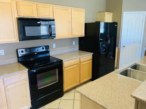 7516 S 28th Ter, Phoenix, AZ 85042 photo 8